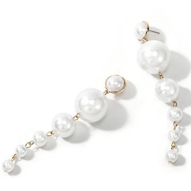 Pair Of Stylish Long Pearl Drop Tassel Earrings