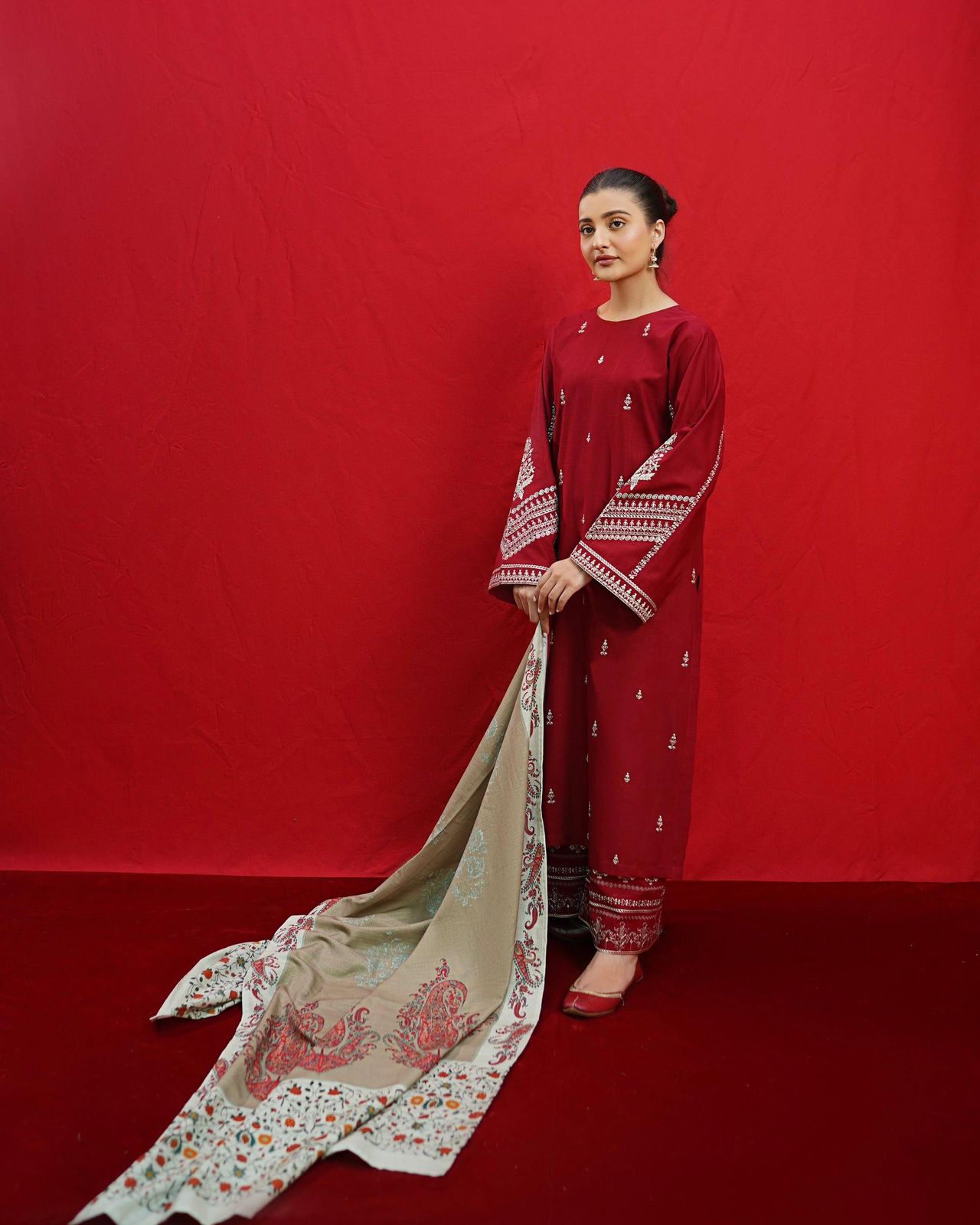 Premium Dhanak 3PC Embroidered Suit 8