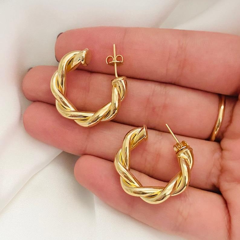 Funky Resin Polish Artificial Stones Earrings